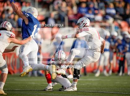 Thumbnail 2 in Beaver vs. Kanab (UHSAA 1A Semifinal) photogallery.