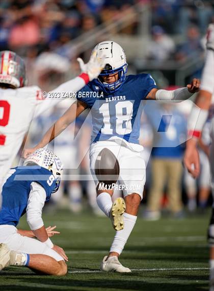 Thumbnail 2 in Beaver vs. Kanab (UHSAA 1A Semifinal) photogallery.