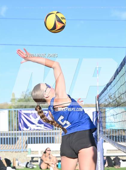 Thumbnail 2 in Sunnyslope @ O'Connor (Senior Night) photogallery.