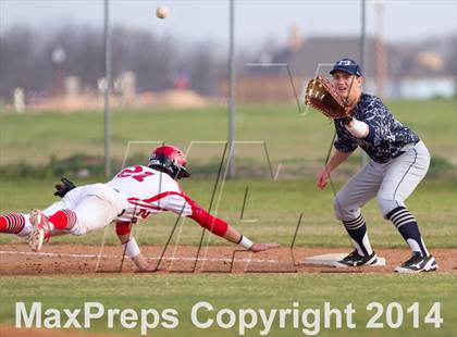 Thumbnail 2 in Lake Travis vs. Hendrickson photogallery.