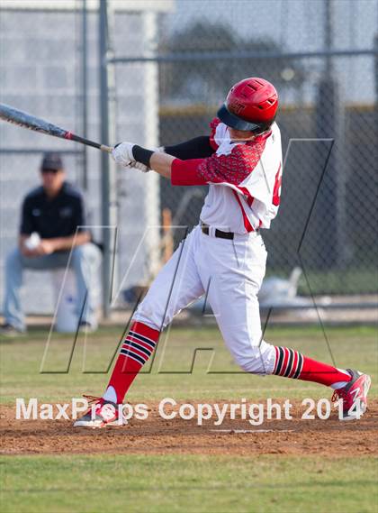 Thumbnail 2 in Lake Travis vs. Hendrickson photogallery.