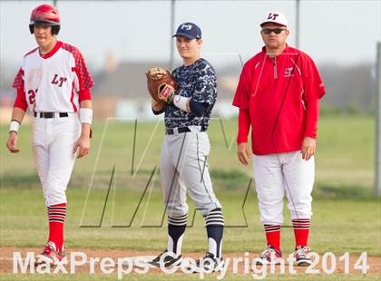 Thumbnail 1 in Lake Travis vs. Hendrickson photogallery.