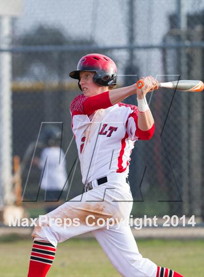 Thumbnail 2 in Lake Travis vs. Hendrickson photogallery.