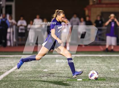 Thumbnail 2 in Desert Hills vs. Snow Canyon (UHSAA 4A Semifinal) photogallery.