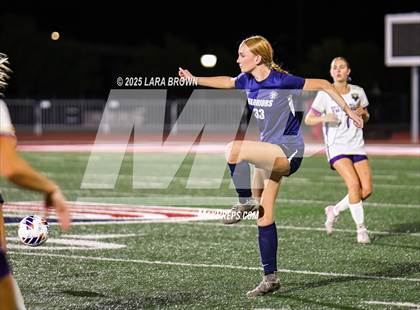 Thumbnail 3 in Desert Hills vs. Snow Canyon (UHSAA 4A Semifinal) photogallery.