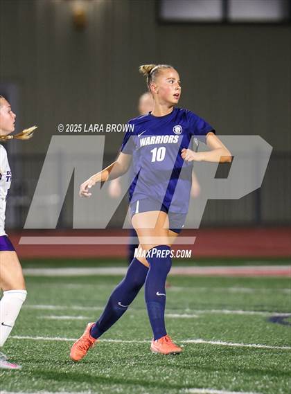 Thumbnail 2 in Desert Hills vs. Snow Canyon (UHSAA 4A Semifinal) photogallery.