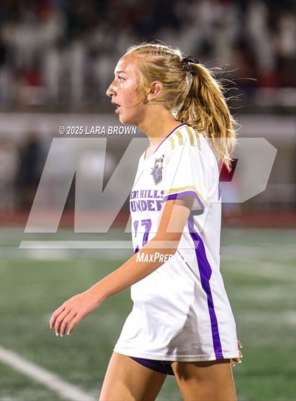 Thumbnail 2 in Desert Hills vs. Snow Canyon (UHSAA 4A Semifinal) photogallery.