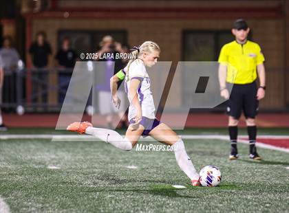 Thumbnail 3 in Desert Hills vs. Snow Canyon (UHSAA 4A Semifinal) photogallery.