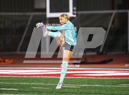 Thumbnail 2 in Desert Hills vs. Snow Canyon (UHSAA 4A Semifinal) photogallery.