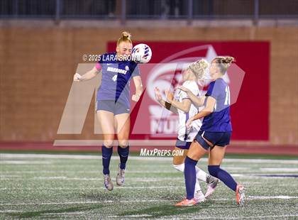 Thumbnail 3 in Desert Hills vs. Snow Canyon (UHSAA 4A Semifinal) photogallery.