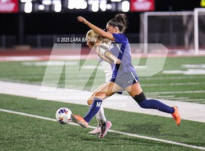Thumbnail 2 in Desert Hills vs. Snow Canyon (UHSAA 4A Semifinal) photogallery.
