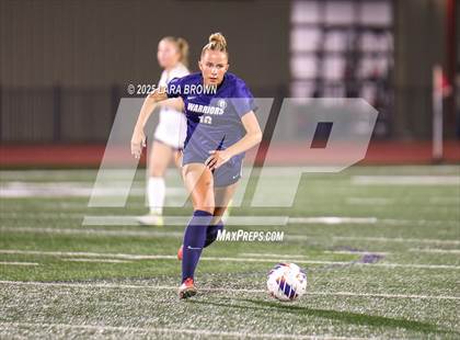 Thumbnail 3 in Desert Hills vs. Snow Canyon (UHSAA 4A Semifinal) photogallery.