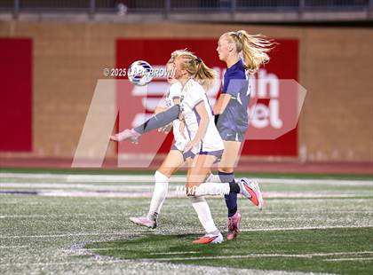 Thumbnail 2 in Desert Hills vs. Snow Canyon (UHSAA 4A Semifinal) photogallery.