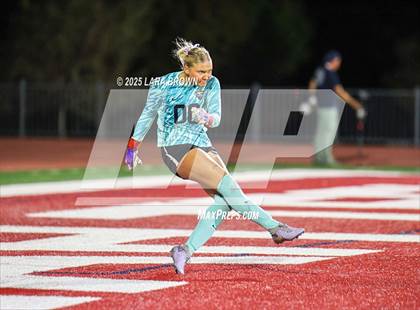 Thumbnail 2 in Desert Hills vs. Snow Canyon (UHSAA 4A Semifinal) photogallery.