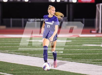 Thumbnail 2 in Desert Hills vs. Snow Canyon (UHSAA 4A Semifinal) photogallery.