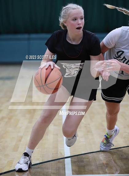Thumbnail 3 in Fairfield Union vs Fisher Catholic (Scrimmage) photogallery.