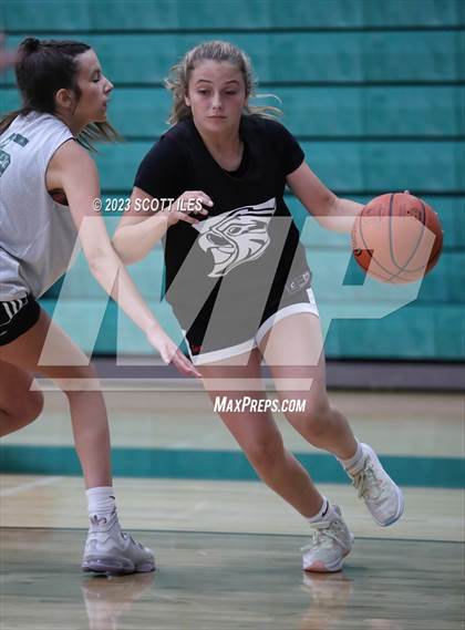 Thumbnail 3 in Fairfield Union vs Fisher Catholic (Scrimmage) photogallery.