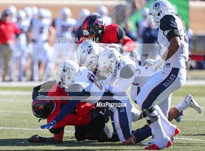 Thumbnail 1 in Allen vs. Trinity (UIL 6A Division 1 Region 1 Regional Final) photogallery.