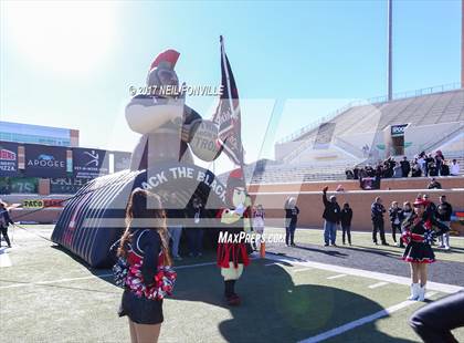 Thumbnail 2 in Allen vs. Trinity (UIL 6A Division 1 Region 1 Regional Final) photogallery.