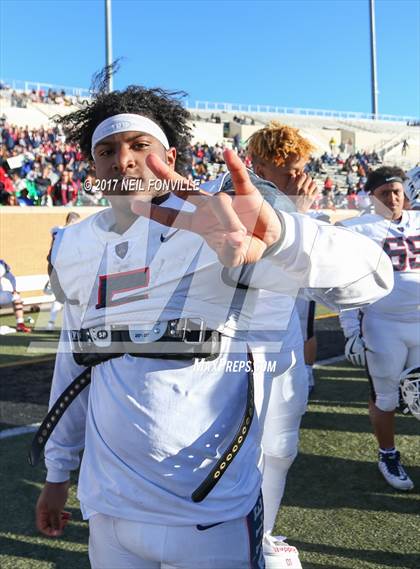Thumbnail 2 in Allen vs. Trinity (UIL 6A Division 1 Region 1 Regional Final) photogallery.