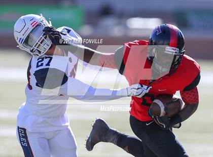 Thumbnail 3 in Allen vs. Trinity (UIL 6A Division 1 Region 1 Regional Final) photogallery.