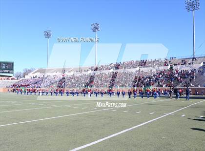 Thumbnail 3 in Allen vs. Trinity (UIL 6A Division 1 Region 1 Regional Final) photogallery.
