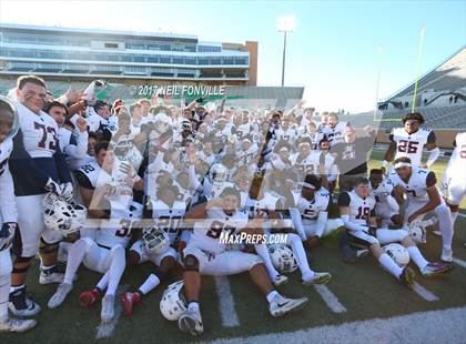 Thumbnail 2 in Allen vs. Trinity (UIL 6A Division 1 Region 1 Regional Final) photogallery.