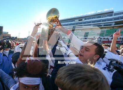 Thumbnail 1 in Allen vs. Trinity (UIL 6A Division 1 Region 1 Regional Final) photogallery.