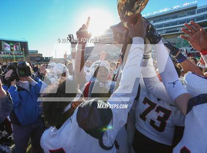 Thumbnail 2 in Allen vs. Trinity (UIL 6A Division 1 Region 1 Regional Final) photogallery.