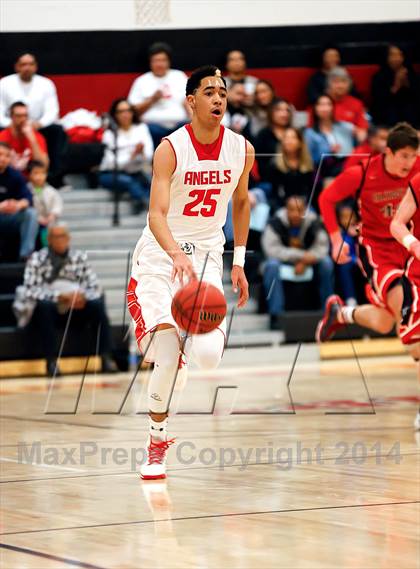 Thumbnail 3 in Denver East vs. Fairview (CHSAA 5A Round 2 Playoff) photogallery.