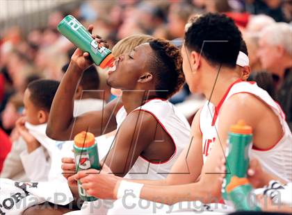 Thumbnail 2 in Denver East vs. Fairview (CHSAA 5A Round 2 Playoff) photogallery.