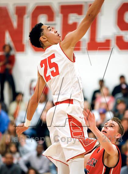 Thumbnail 2 in Denver East vs. Fairview (CHSAA 5A Round 2 Playoff) photogallery.