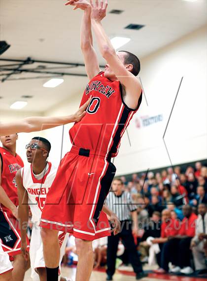Thumbnail 3 in Denver East vs. Fairview (CHSAA 5A Round 2 Playoff) photogallery.