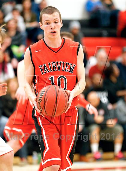 Thumbnail 2 in Denver East vs. Fairview (CHSAA 5A Round 2 Playoff) photogallery.