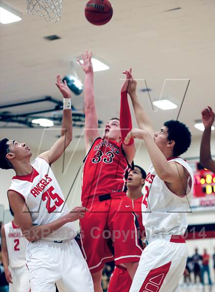 Thumbnail 1 in Denver East vs. Fairview (CHSAA 5A Round 2 Playoff) photogallery.