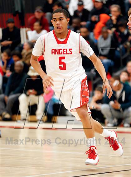 Thumbnail 3 in Denver East vs. Fairview (CHSAA 5A Round 2 Playoff) photogallery.