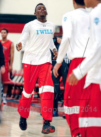 Thumbnail 1 in Denver East vs. Fairview (CHSAA 5A Round 2 Playoff) photogallery.