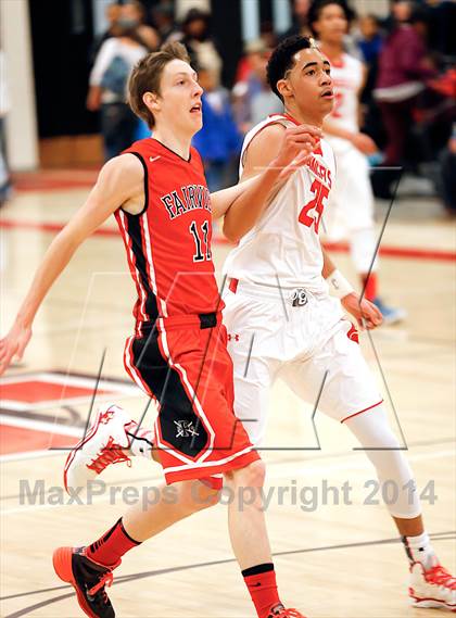 Thumbnail 3 in Denver East vs. Fairview (CHSAA 5A Round 2 Playoff) photogallery.
