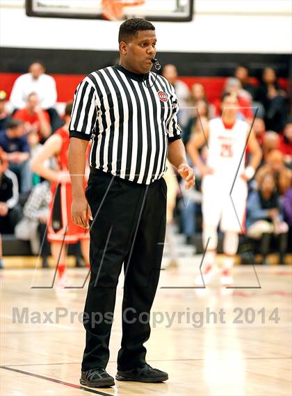 Thumbnail 2 in Denver East vs. Fairview (CHSAA 5A Round 2 Playoff) photogallery.