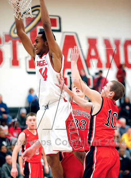 Thumbnail 1 in Denver East vs. Fairview (CHSAA 5A Round 2 Playoff) photogallery.