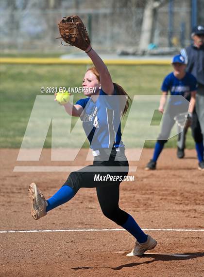 Thumbnail 3 in Coleville @ Smith Valley photogallery.