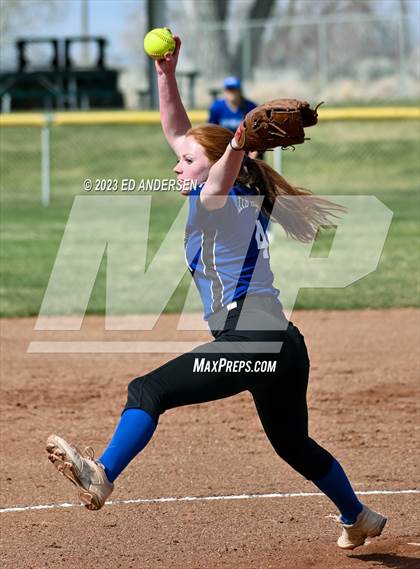 Thumbnail 3 in Coleville @ Smith Valley photogallery.