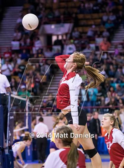Thumbnail 2 in Yuma vs. Akron(CHSAA 2A Semifinal) photogallery.