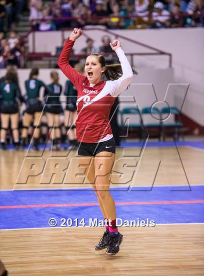 Thumbnail 1 in Yuma vs. Akron(CHSAA 2A Semifinal) photogallery.