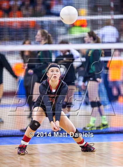 Thumbnail 1 in Yuma vs. Akron(CHSAA 2A Semifinal) photogallery.