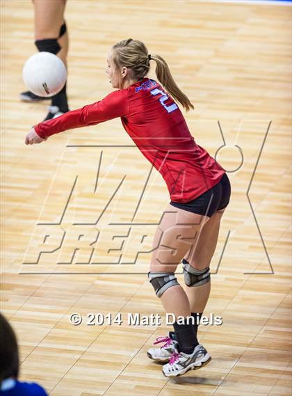 Thumbnail 3 in Yuma vs. Akron(CHSAA 2A Semifinal) photogallery.