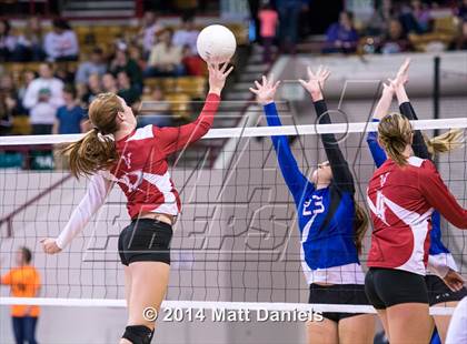 Thumbnail 2 in Yuma vs. Akron(CHSAA 2A Semifinal) photogallery.