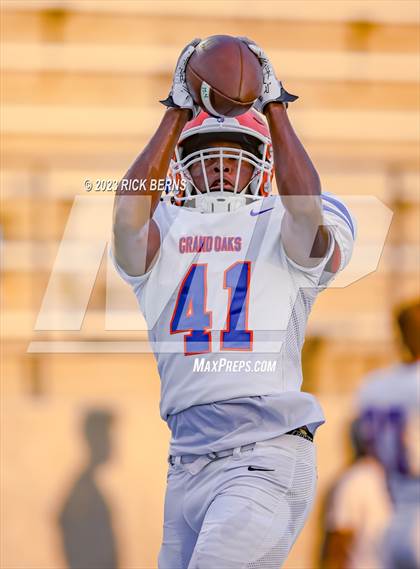 Thumbnail 3 in New Caney vs Grand Oaks photogallery.