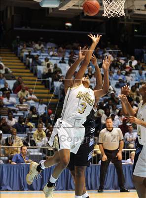 Thumbnail 1 in Concord vs Beddingfield (NCHSAA 3A State Final) photogallery.