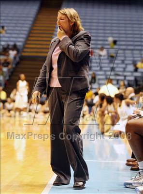 Thumbnail 1 in Concord vs Beddingfield (NCHSAA 3A State Final) photogallery.